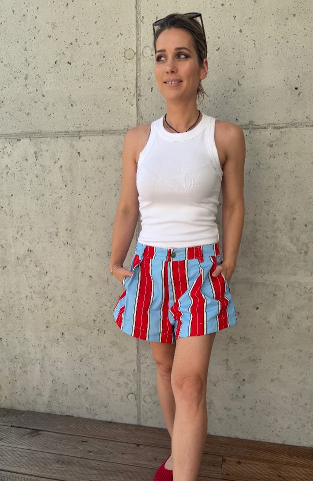 Dámske kraťasy RED STRIPS - Image 6